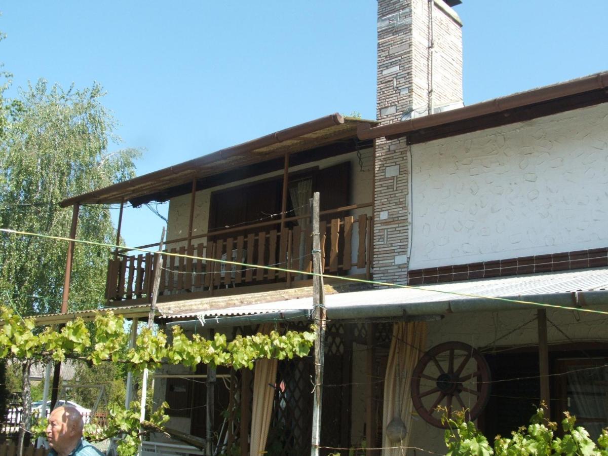 Balatonszárszó Agancs Vendeghaz酒店 外观 照片
